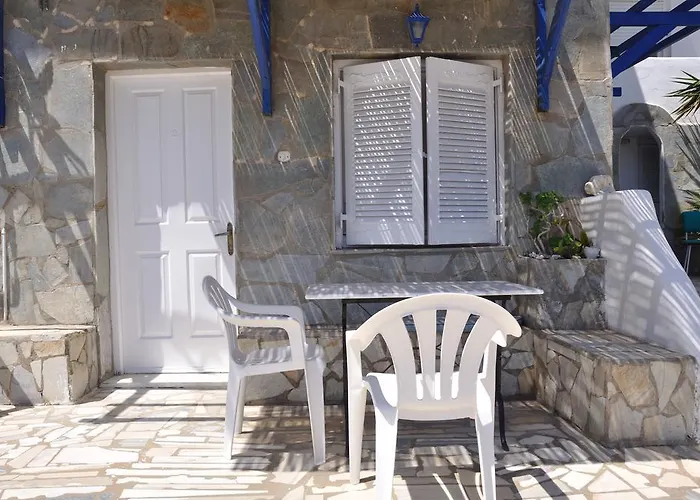 Vicky 2* Piso Livadi